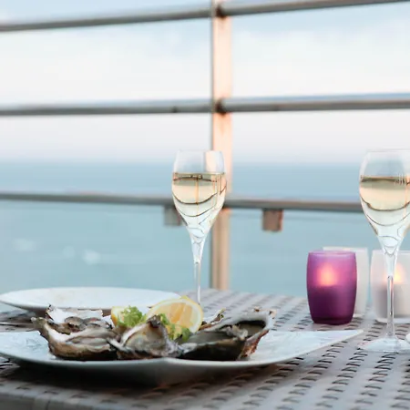 Atlantic Hôtel&spa Hotel 4*