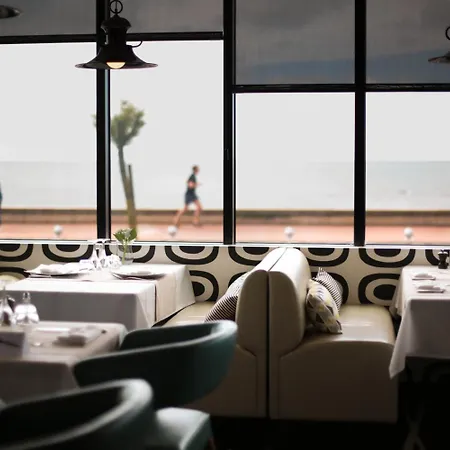 Ξενοδοχείο Atlantic &